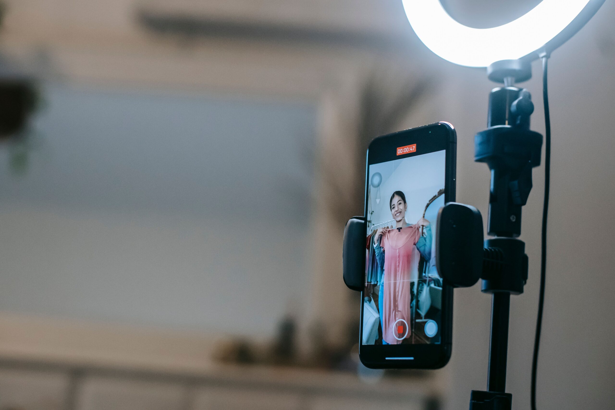 How to Grow on Social Media Without Showing Your Face